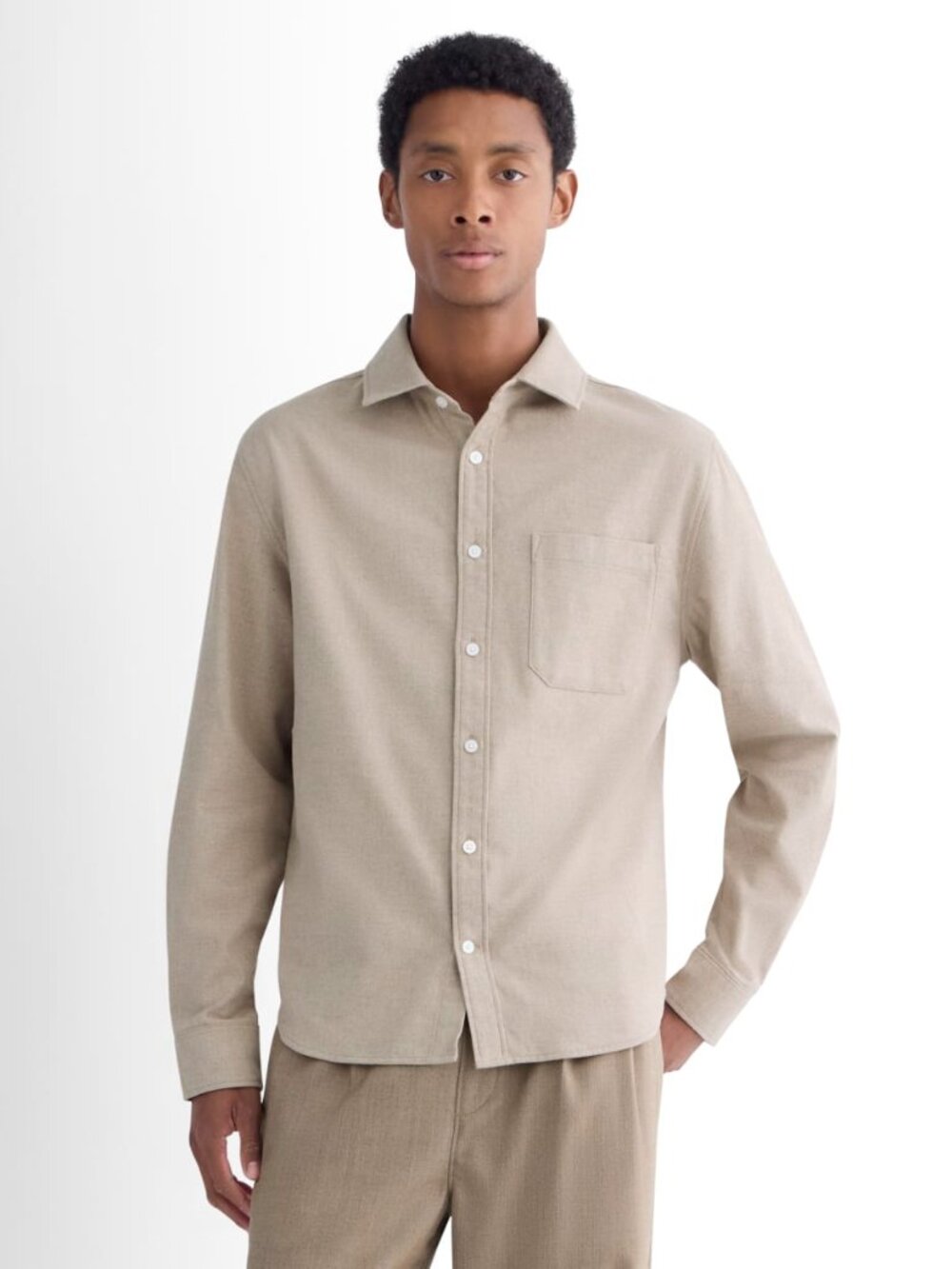 Everlane Men's Brushed Flannel Shirt in Heathered Oatmeal, Size Medium